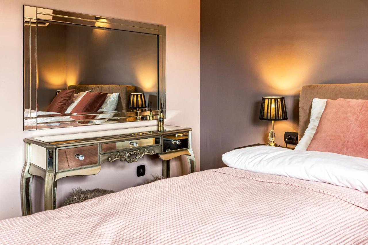 H&G Boutique Apartments オシフィエンチム エクステリア 写真